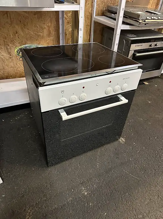 Four V Zug avec plaque encastrable