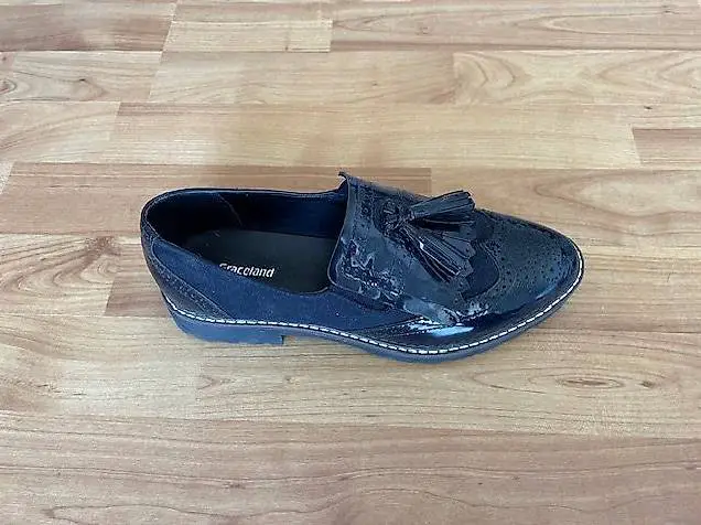 Halbschuhe dunkelblau mit Lackeinsatz, Grösse 38