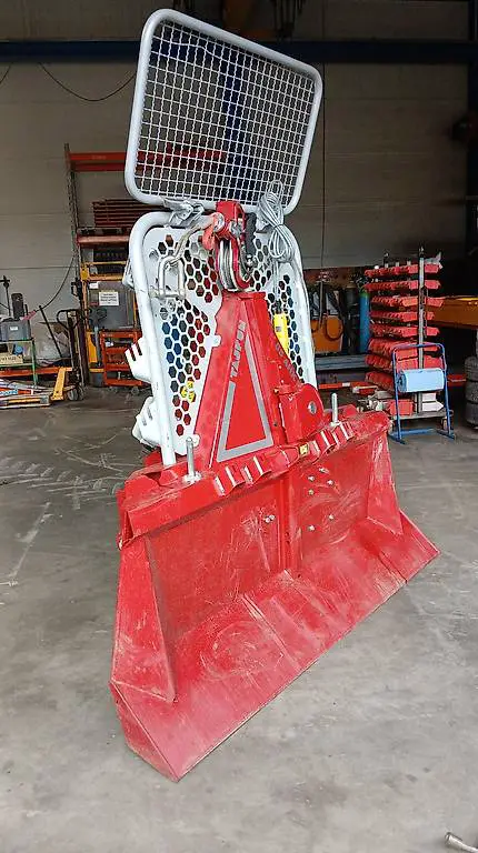 Seilwinde Winde Traktor 3punkt Tajfun 8.5Tonnen