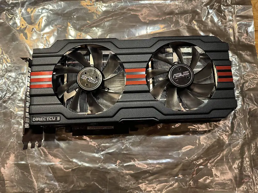 Grafikkarte ASUS HD7970 DirectCU II