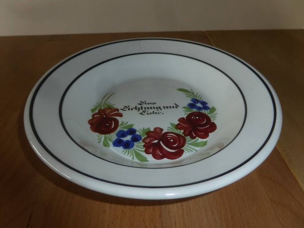 1 ?Suppenteller? + 1 ?Essteller?