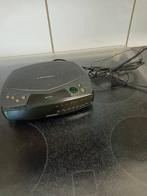 Grundig Sonoclock 42 Radiowecker Radio Wecker