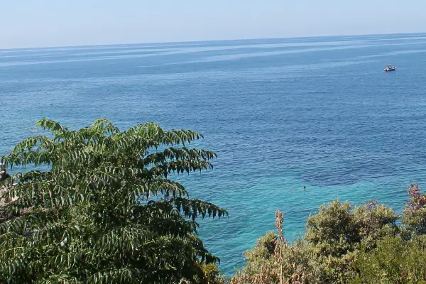 12 Apartments 900m2, Strand 80m. Panorama