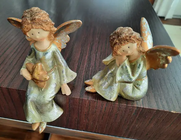 2 Engel; Weihnachts-Deco aus Gips für Tisch, 12cm, neu