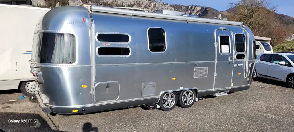 airstream 684