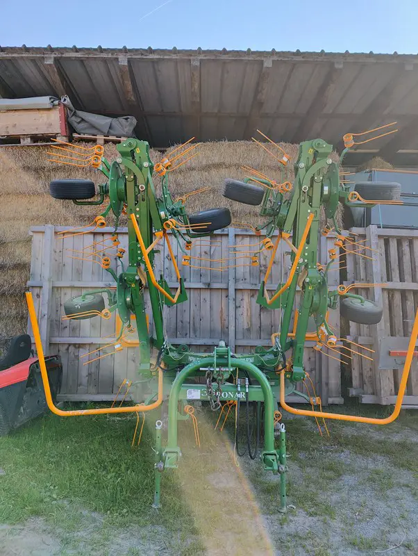 Heuwender / Kreiselheuer Pronar PWP 900 9m Arbeitsbreite