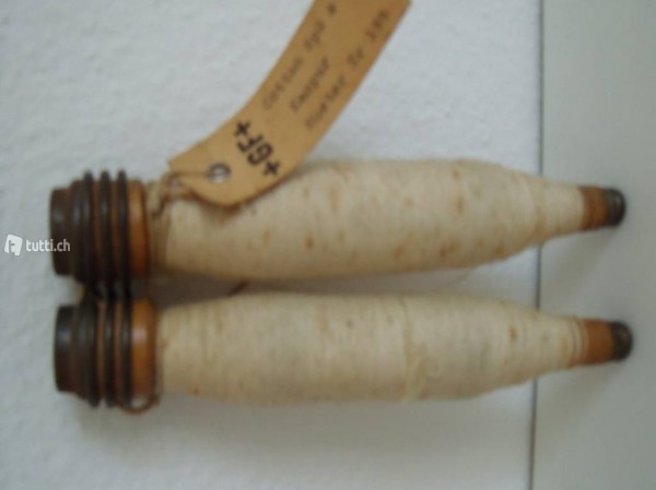 2 Original-Baumwollgarn-Spindeln, sehr alt