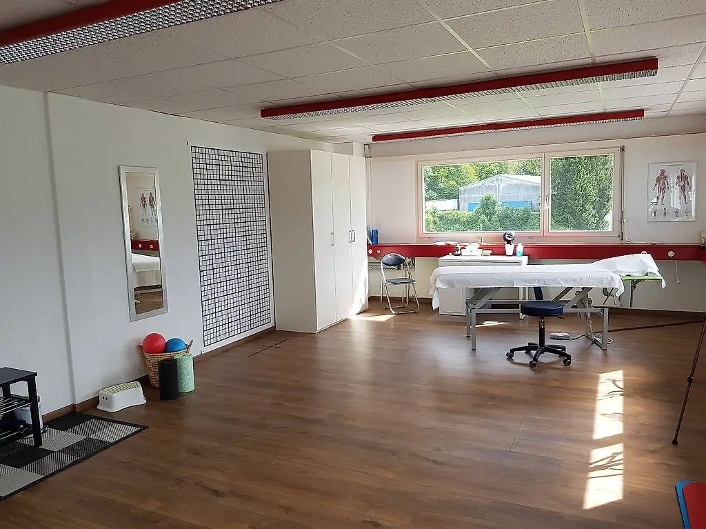 Schmerztherapie bei unerklärlichen Beschwerden-Pohltherapie