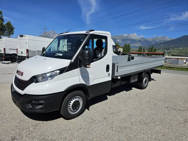 IVECO, 35S18H pont d"usine 4112x2070x400 mm, Brücke/Pritsche
