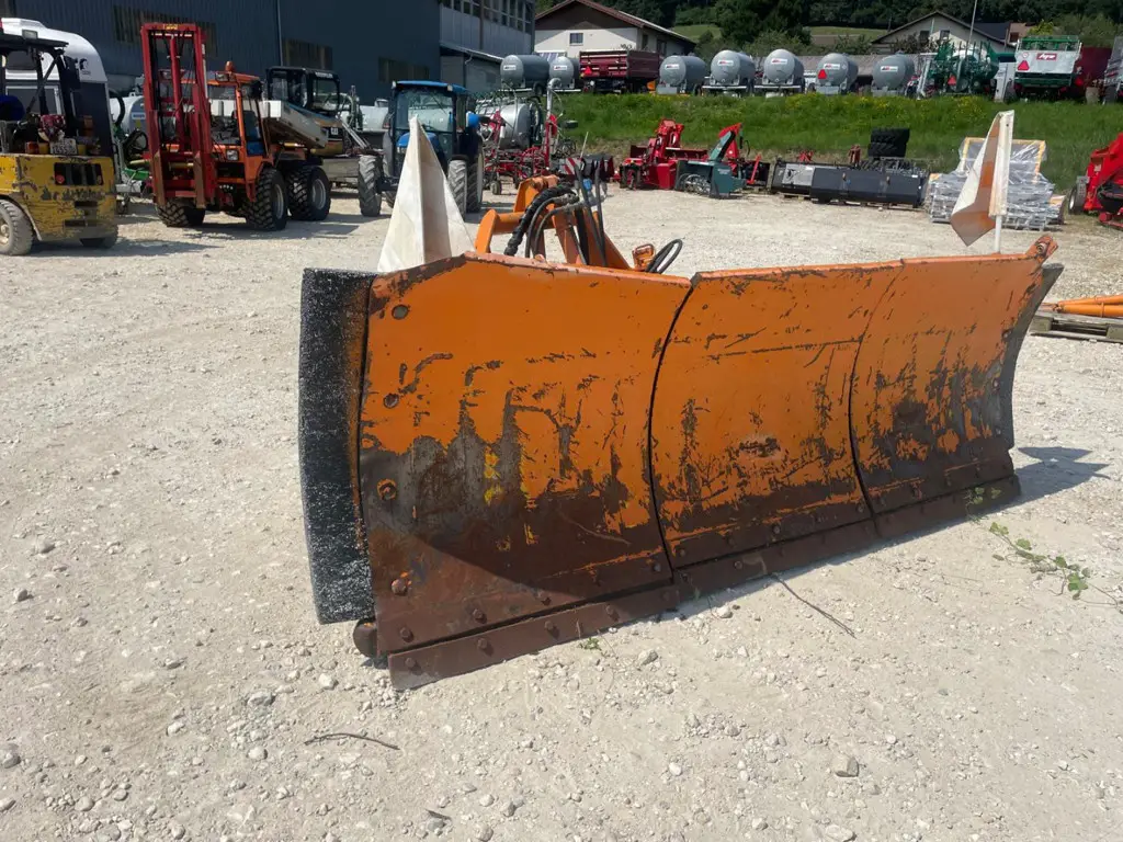 Lame à neige Boschung