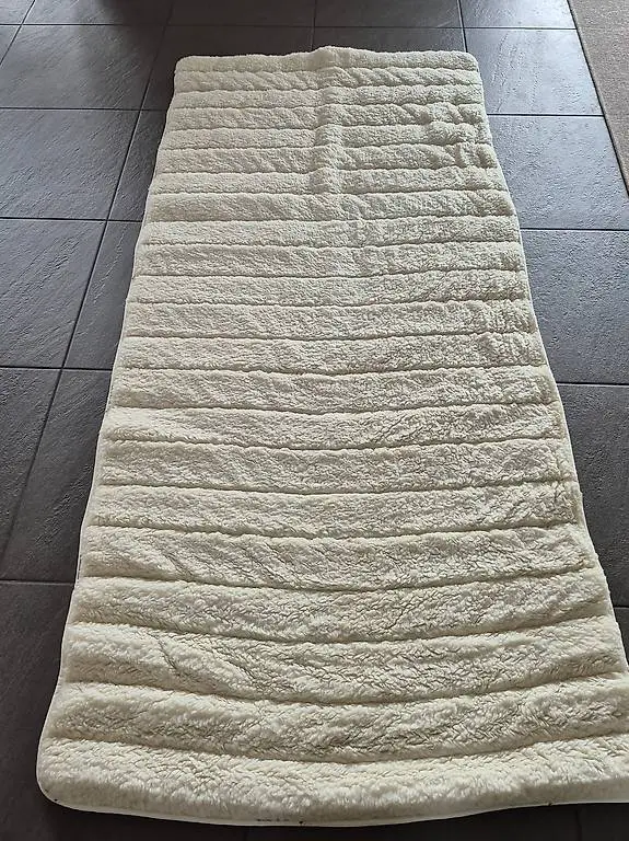 Yogamatte aus reiner Schurwolle