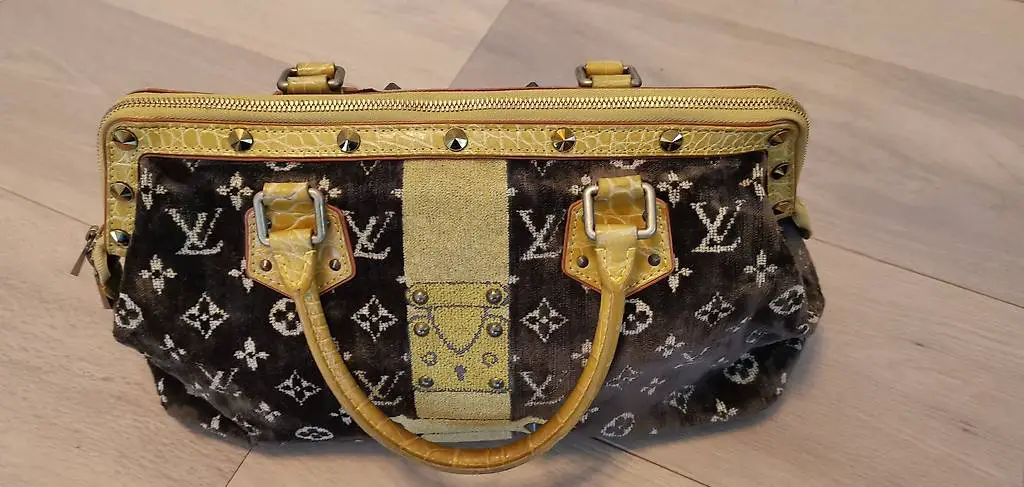 Louis Vuitton - L"Ingenieux Trompe L"Oeil (Velvet)
