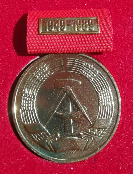 Orden in Gold DDR 1989