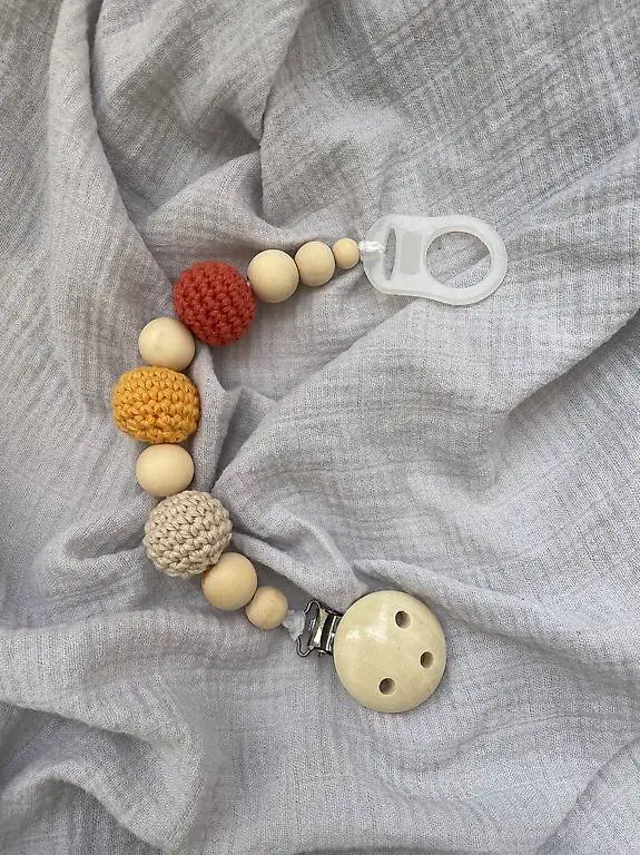 Handgemachte Schnullerkette