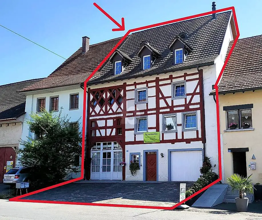 viel platz für drei generationen zentral gelegen