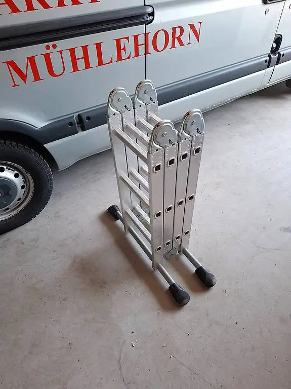 Mehrzweck Aluleiter Multifunktionsleiter Anlegeleiter - Bock