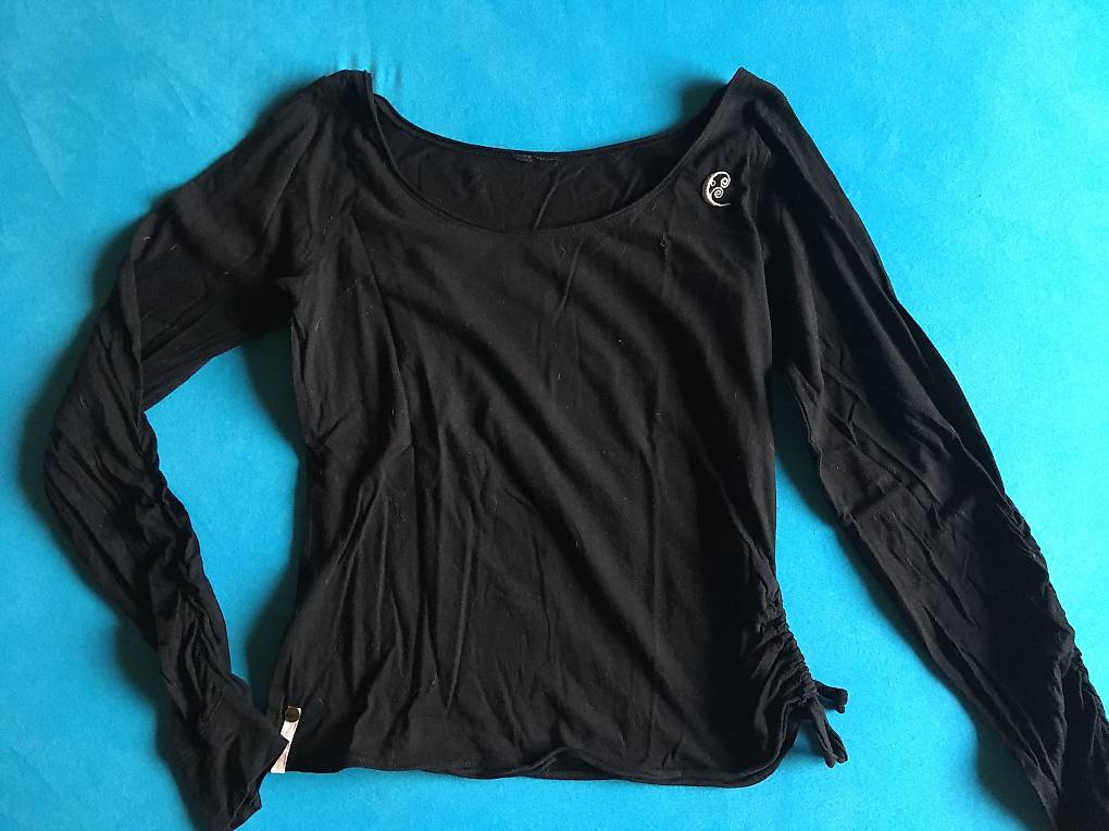 Eleganzes Damenshirt mit langen Ärmel in schwarz Gr. 40 / 42