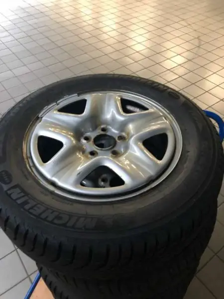 Je vends 4 roues hiver acier 17 Honda CR-V de 2007 à 2018