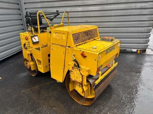 Compacteur BOMAG BW 100, Walze