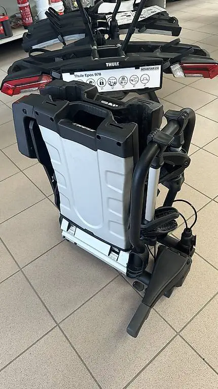 Portabici Thule EasyFold XT 933? Per 2 bici (anche e-bike)