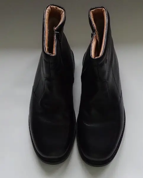 Gr. 42 gefütterte Halbstiefel von comfino