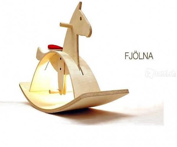  Das Schaukelpferdchen von Kokua - FJÖLNA / Rot