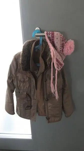 Jacke von Zara Kids Gr. 110 4-5 Jahre inkl. Mütze