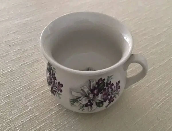 ALTES DEKO PORZELLAN-TÖPFCHEN MIT....