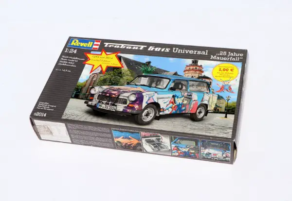 Trabant 601S Universal "25 Jahre Mauerfall" von Revell