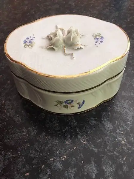 Porzellandose Hollohaza Ungarn