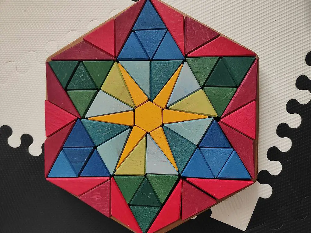 Grimm"s Spiel und Holz Design Legespiel Hexagonal GROSS