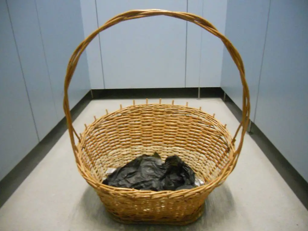 Geschenkkorb wie NEU