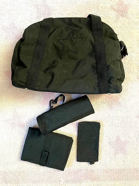 Wickeltasche von Lässig, mit Zubehör, neuwertig