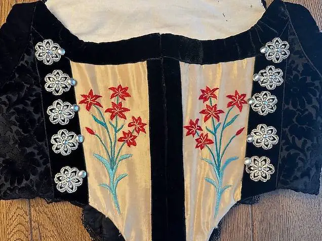 Miederhaften, Silber, Berner Tracht