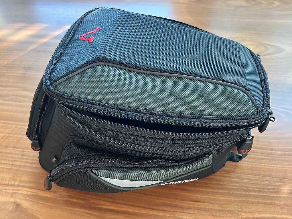 Tankrucksack SW-Motech "City" Quick-Lock mit Regenhaube