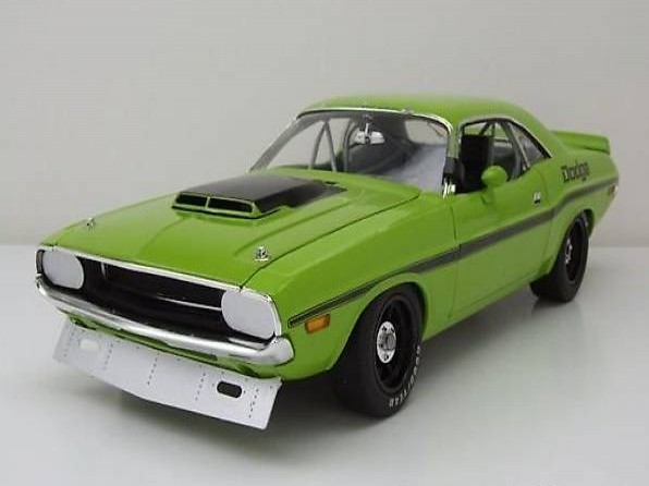 DODGE CHALLENGER TRANS AM 1970 GRÜN 1:18 GMP