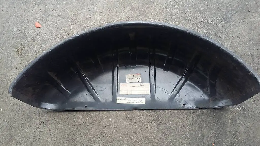 Oldtimer TOYOTA Hiace Radhaus Radkasten Blech 61634-95A00