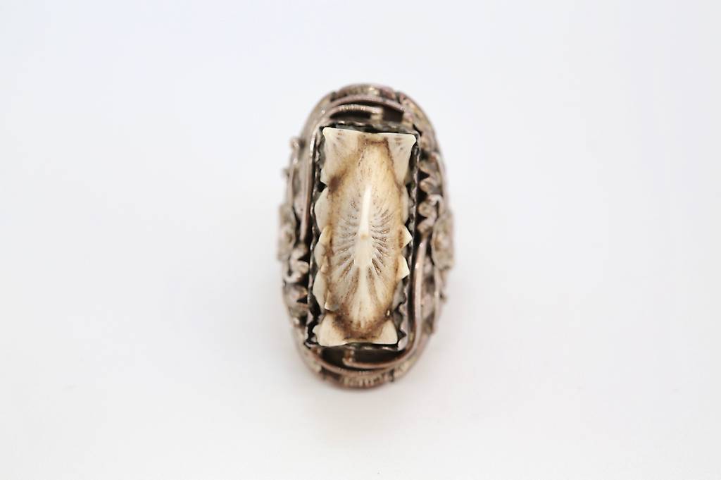 Spezieller Silberring