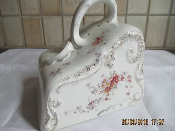  Käseglocke, Käsehaube, Porzellan, handbemalt