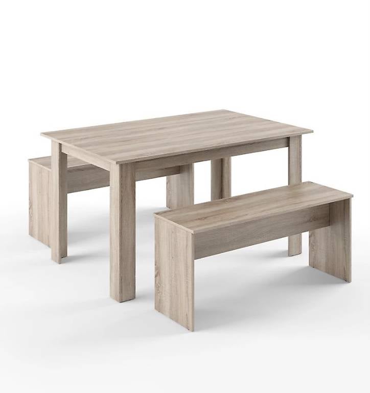 Esstisch mit Bänken