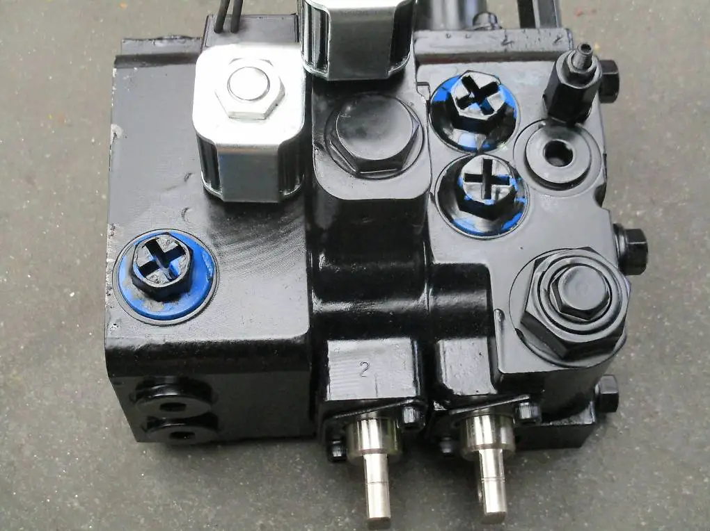 Hydraulik Ventilblock Gabelstapler NEU