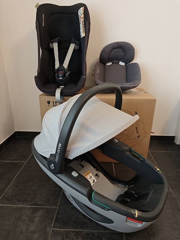 MAXI COSI Babyschale Coral 360 neuwertig
