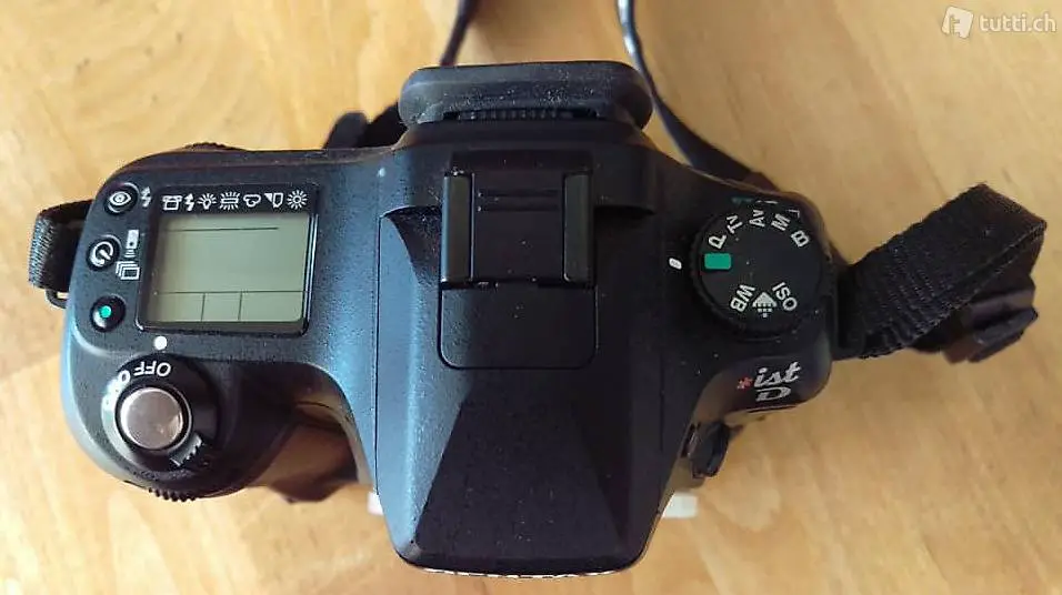 Appareil photo Reflex digital Pentax Istd avec poignée D-GB1