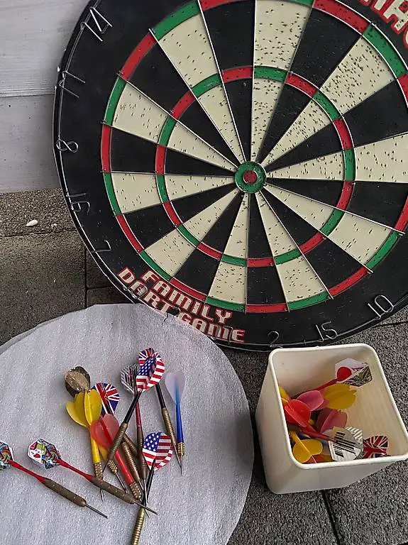 Dartscheibe Dartpfeile