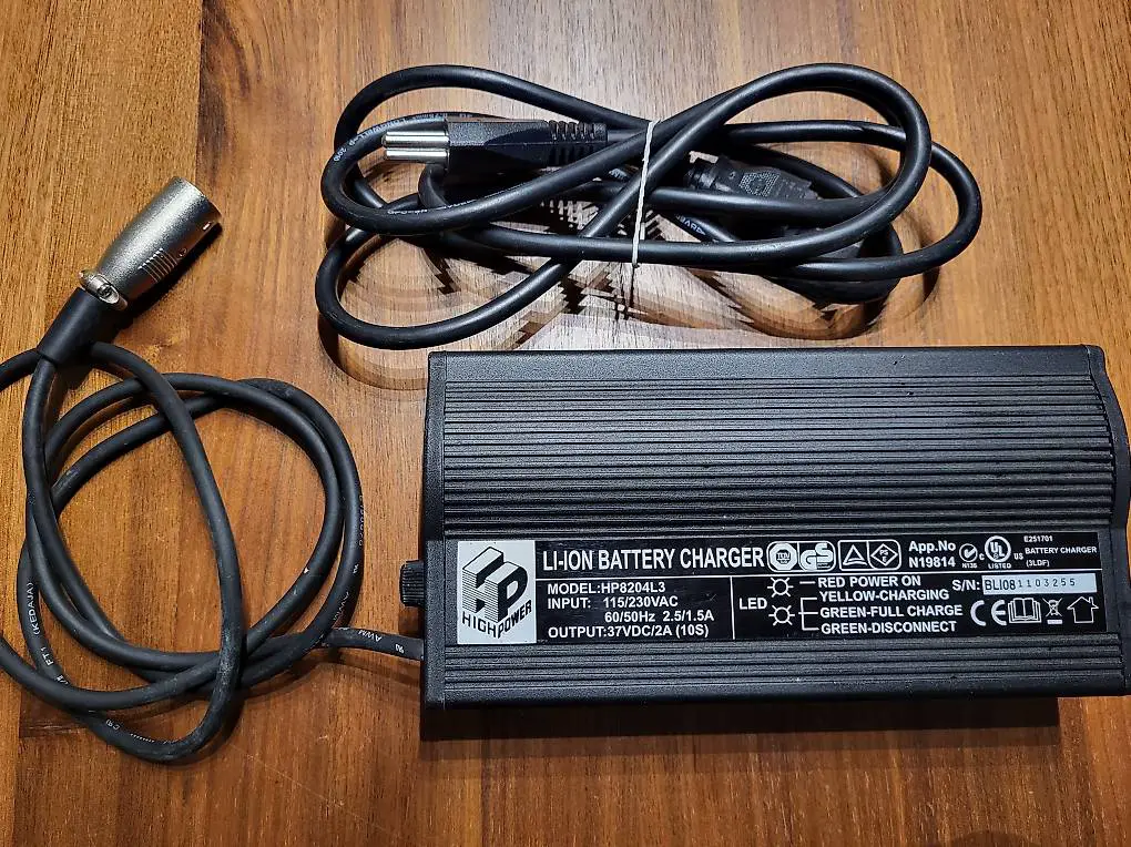 Bionx Ladegerät für 36/37V Akkus ORIGINAL