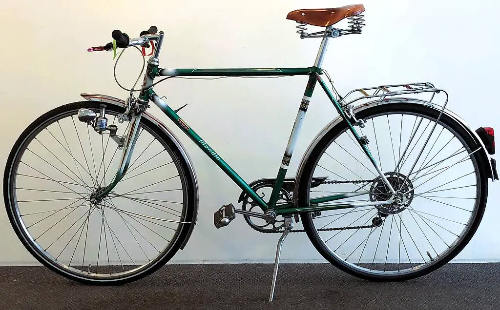 Klassisches Herrenvelo der Marke MONDIA, B24/131