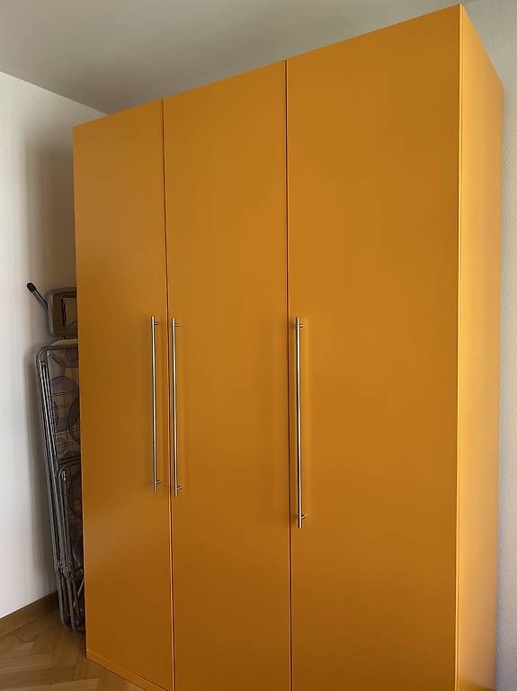 Qualitäts-Schrank CH Schreinerarbeit