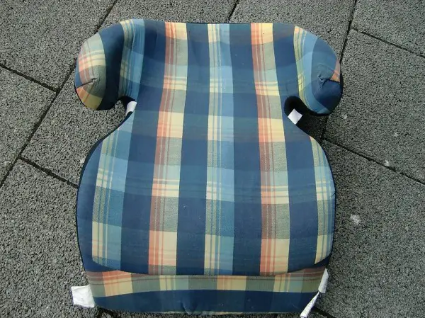 Autokindersitzerhöher