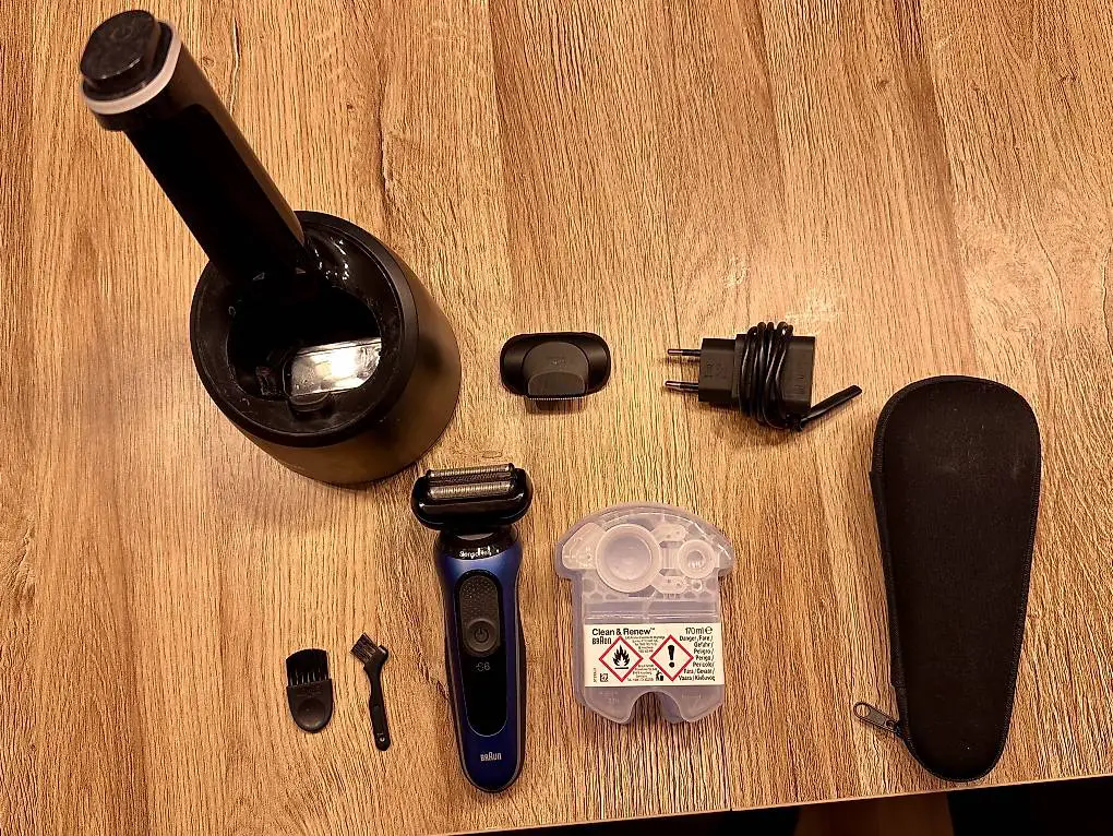 Braun Series 6 Sensoflex Elektrorasierer mit Zubehör