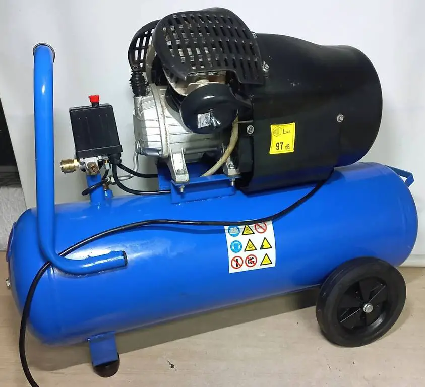 OKAY POWER 50 Liter Luftkompressor